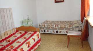 Гостевой дом Yashma Севастополь Двухместный номер с 2 отдельными кроватями-1